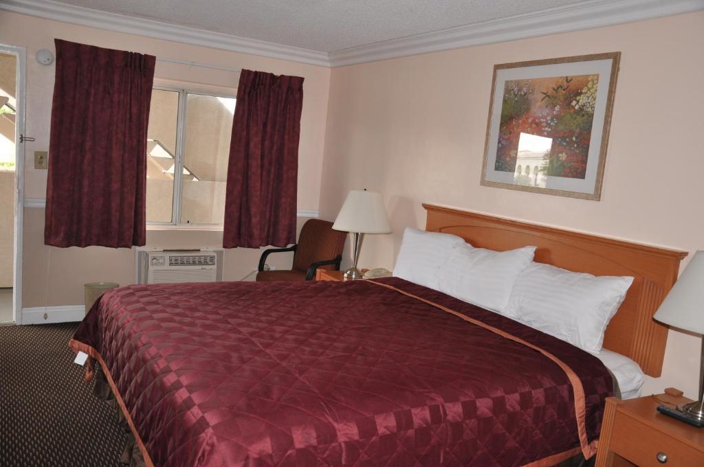 Americas Best Value Inn - Downtown Oakland/Lake Merritt Room photo
