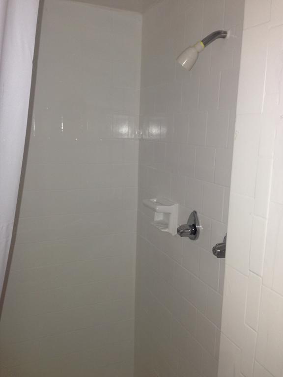 Americas Best Value Inn - Downtown Oakland/Lake Merritt Room photo